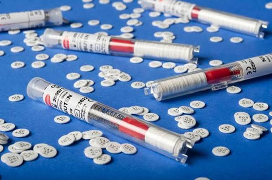 Antibiotic-discs